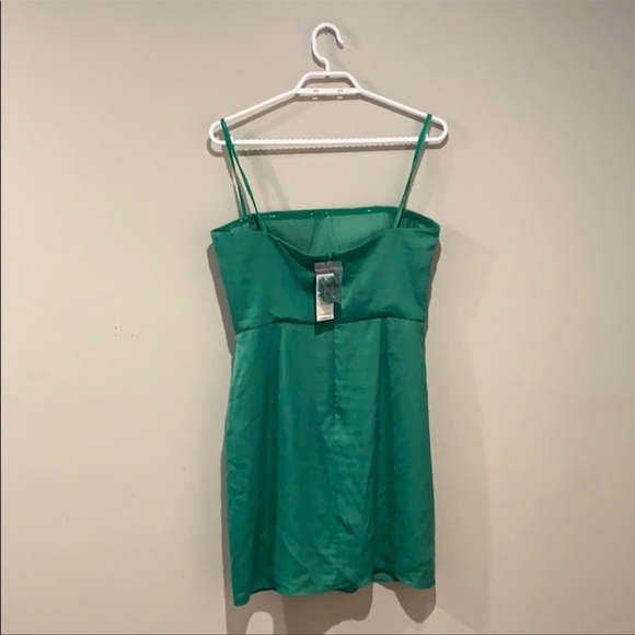 🆕 BCBG Max Azria “Larre” Green Cocktail Dress - Women’s Size 10P - Picture 3 of 9